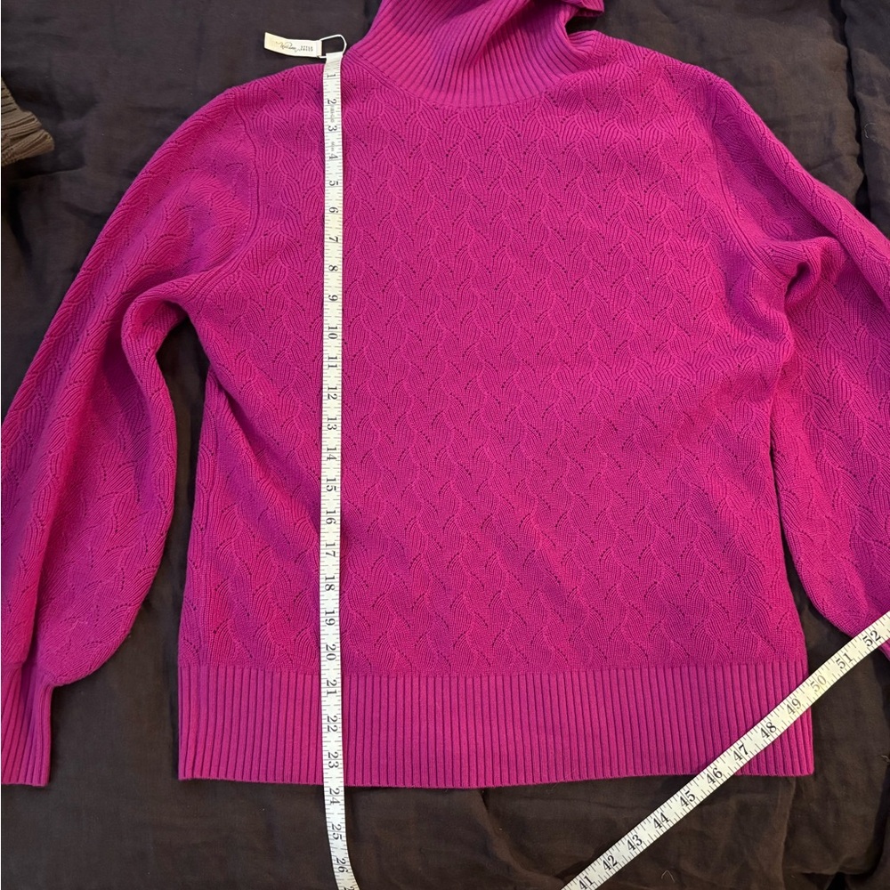 Trina Turk Vibrant Pink Turtleneck Sweater 100% Merino Wool - Picture 8 of 8